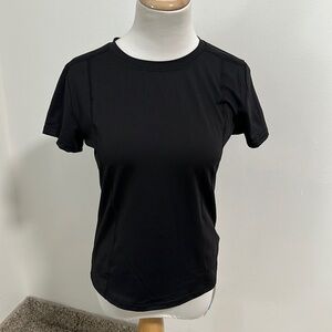 🎀 LooVoo Active Short Sleeve Shirt